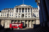 bank-of-england-and-red-london-bus